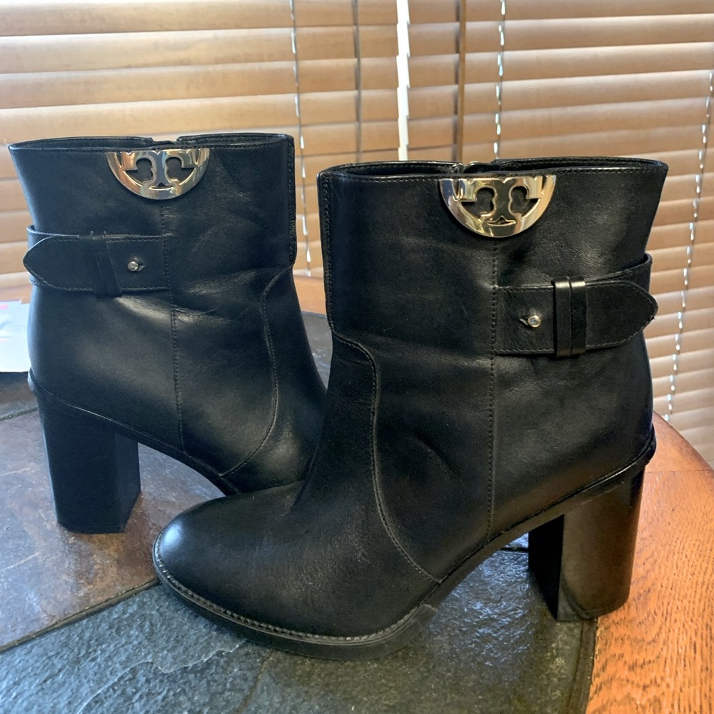 Tory Burch Chunky heel boots
